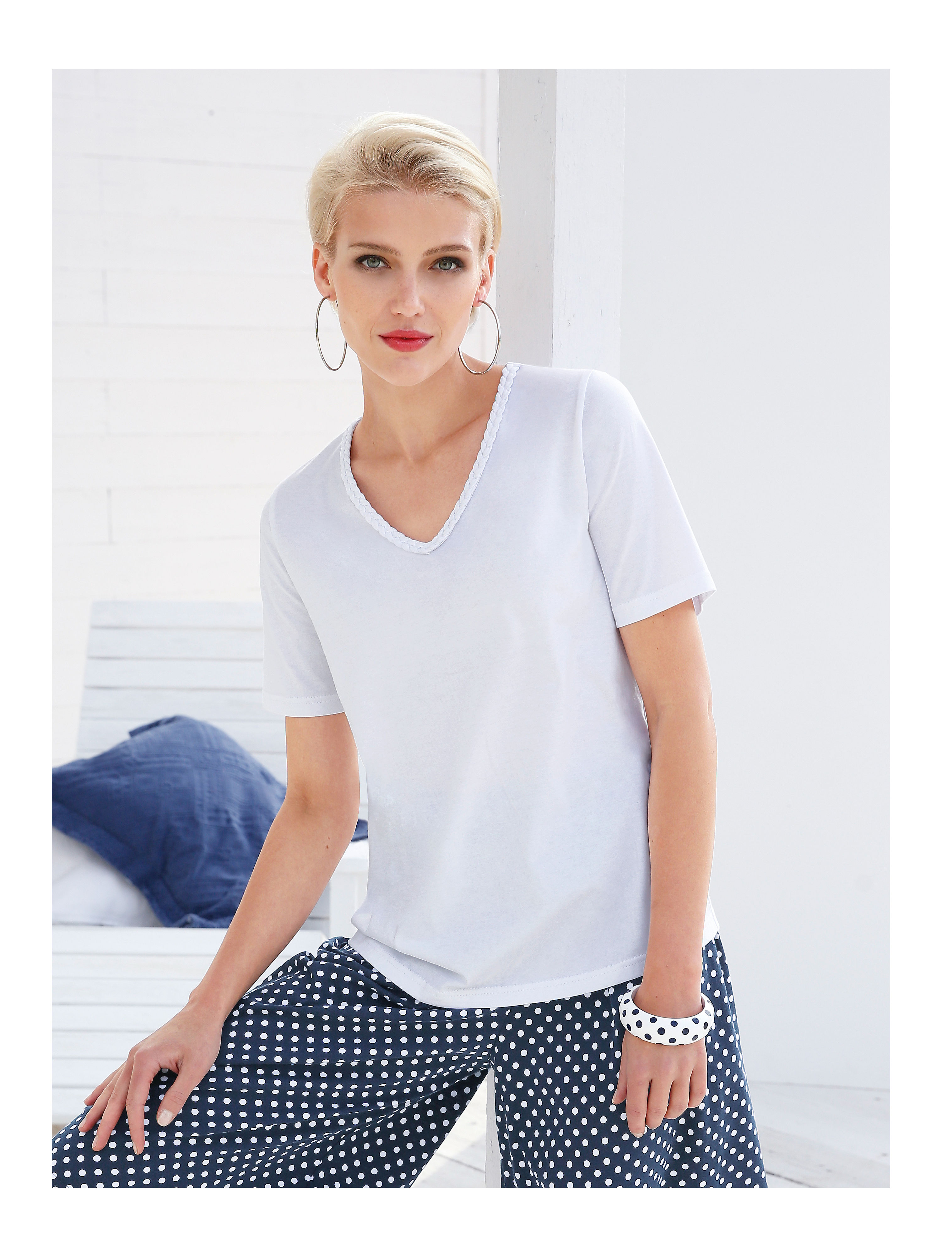 Image of Top with 1/2-length sleeves Green Cotton white