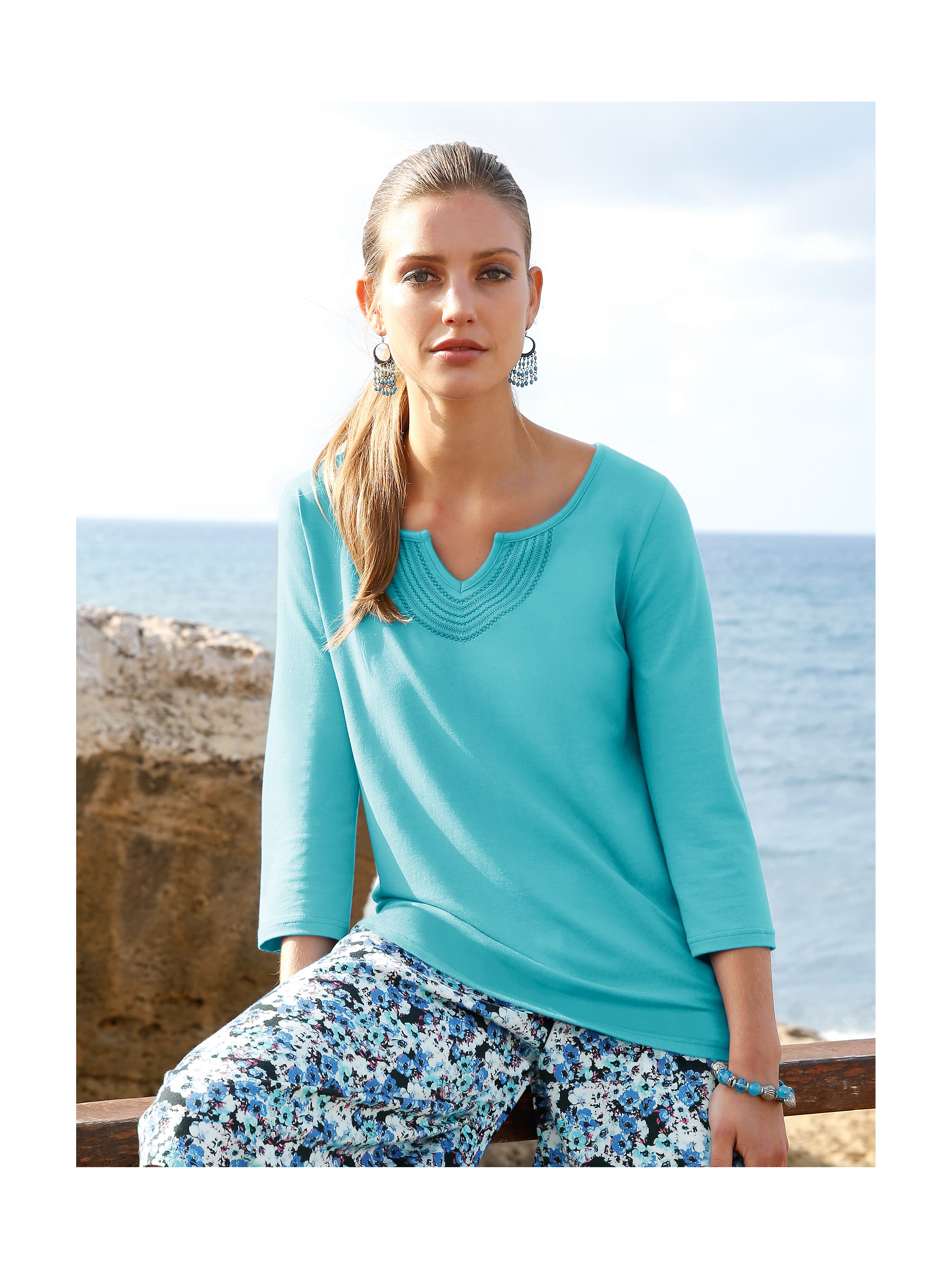 Image of Top with 3/4-length sleeves Green Cotton turquoise