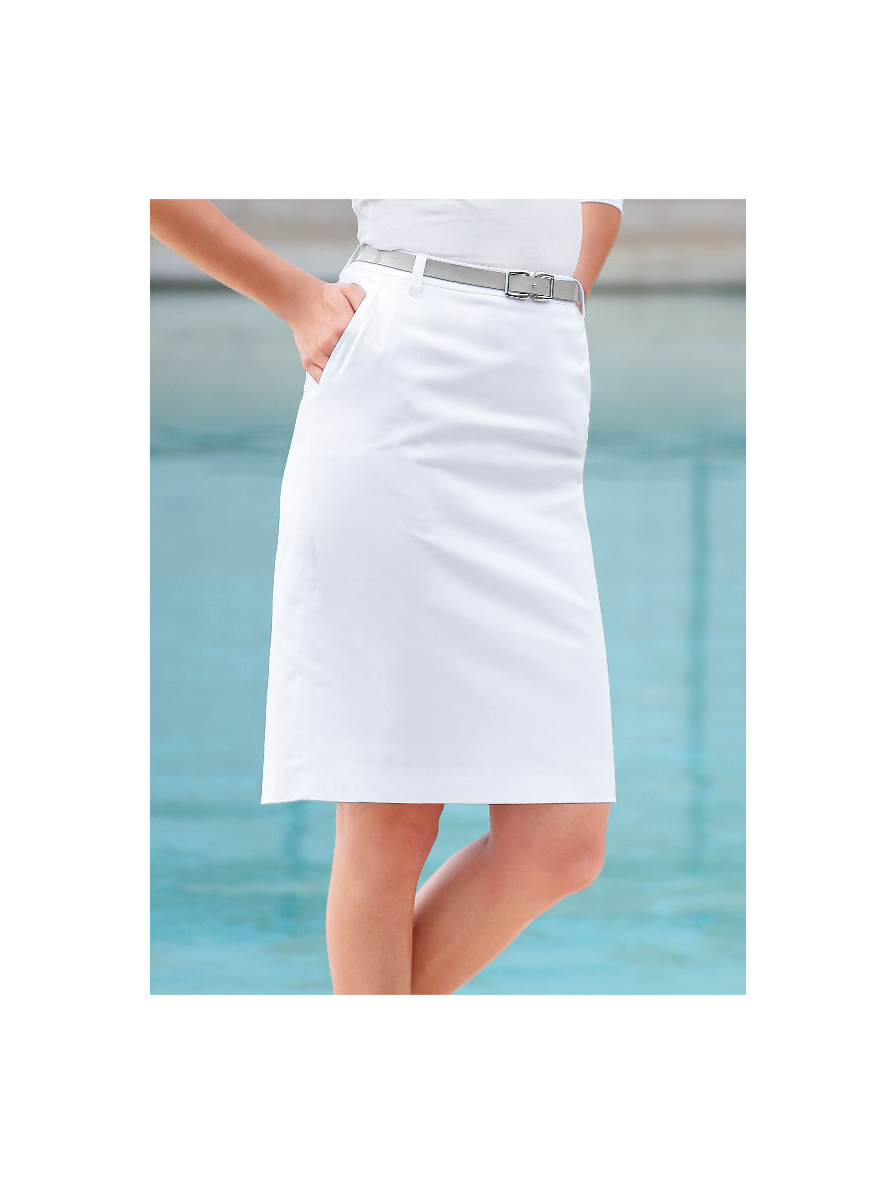 Image of Straight-cut skirt Peter Hahn white