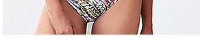 Bikini mit Bügeln und Schalen (26459177)