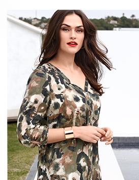 Schlupf-Bluse mit Ärmelriegel zum Hochraffen (70649988)